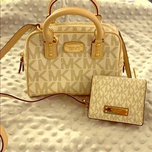 Set of  Michael Kors purse and wallet